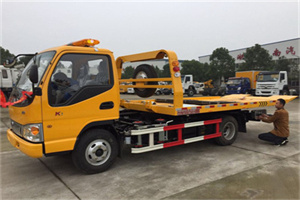 连云区哪里有拖车服务